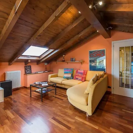 Rosanna Apartament Lezzeno